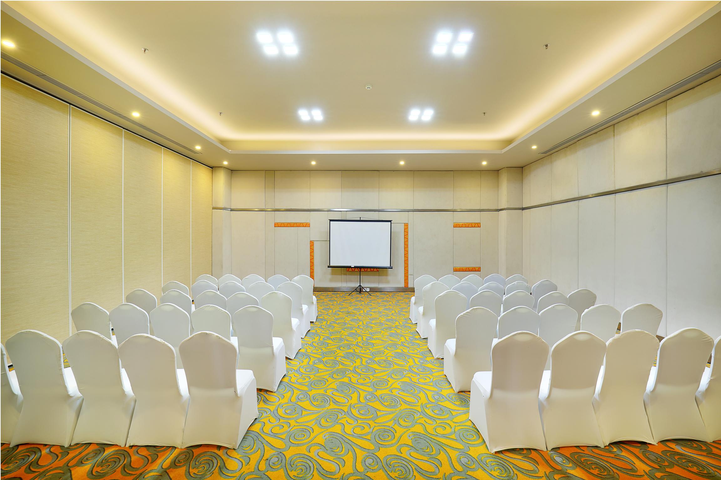 Harris Hotel & Residences Sunset Road Kuta Lombok Exterior foto